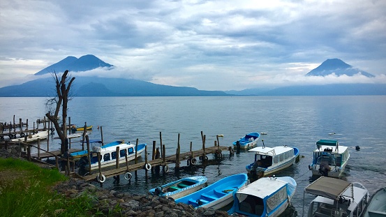 Lago Atitlán - Guatemala volcanes