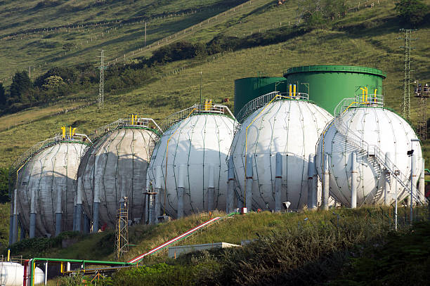 istock round tanks of gas 176196331