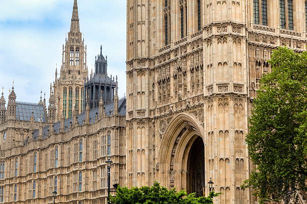 istock British House of Parliament 176204205