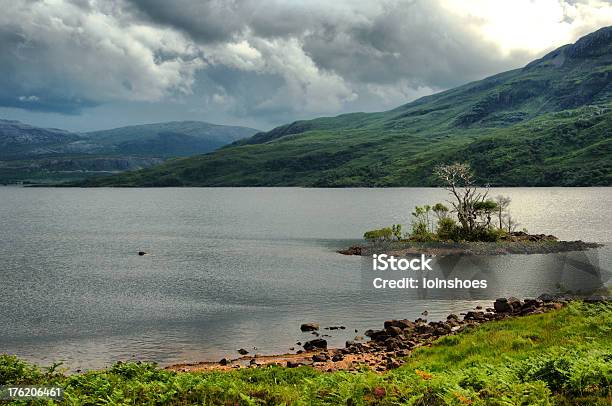Foto de Loch Assynt e mais fotos de stock de Cultura escocesa - Cultura escocesa, Céu - Fenômeno natural, Escócia