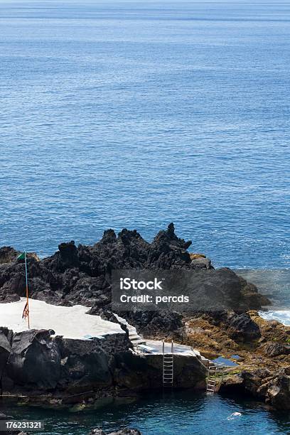 Tide Pool Stockfoto und mehr Bilder von Schwimmbecken - Schwimmbecken, Terceira, Schwimmen