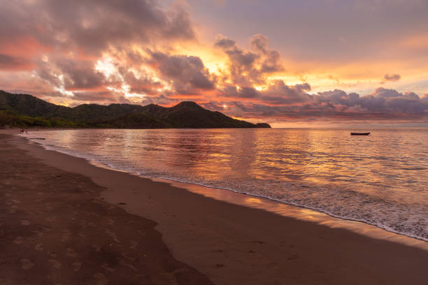 istock Costa Rica Sunset 1762347090