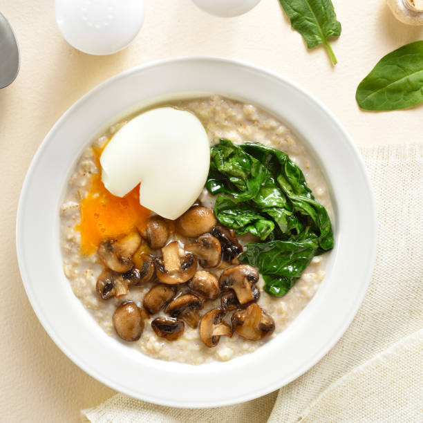 istock Mushroom and spinach oatmeal 1762762191