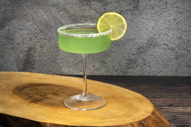 istock Margarita cocktail with lime slice. 1763130138