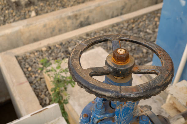 istock Manual gate valve on the water distribution pipe line on the power plant. 1763137466
