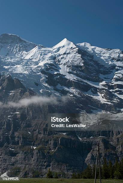 Photo libre de droit de Rocky Alpes Suisses De Lété banque d'images et plus d'images libres de droit de Alpes européennes - Alpes européennes, Chaîne de montagnes, Ciel sans nuage