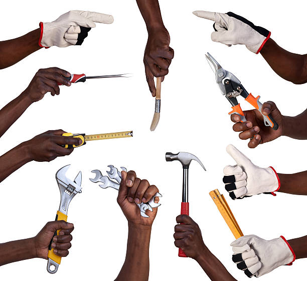 hände holding tools - holding screwdriver stock-fotos und bilder