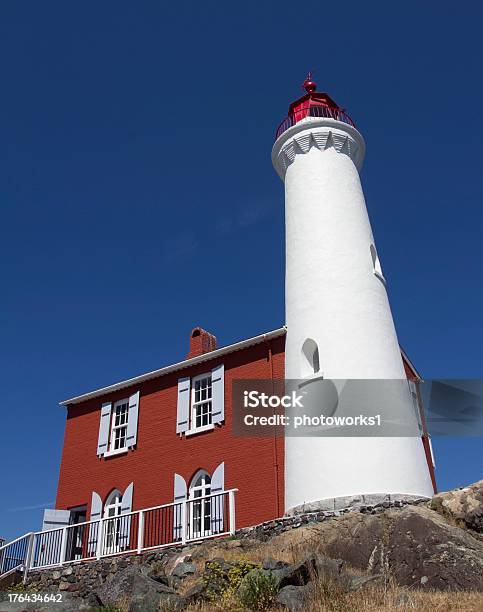 Fisgard Lighthouse - zdjęcia stockowe i więcej obrazów Bez ludzi - Bez ludzi, Fotografika, Historia