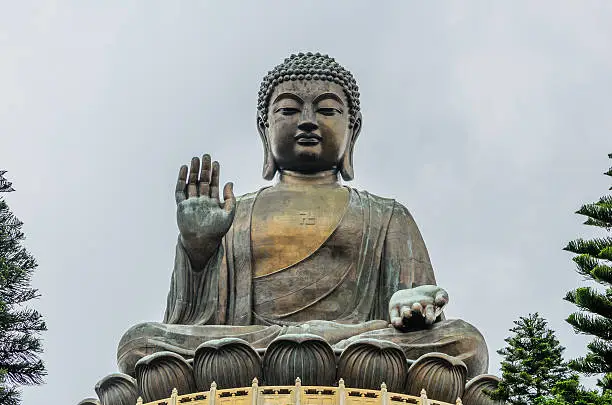 Photo of Tian Tan, big Buddha, bronze statue
