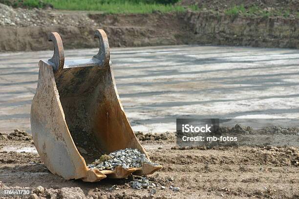 Excavator Лопатка — стоковые фотографии и другие картинки Без людей - Без людей, Глубокий, Горизонтальный