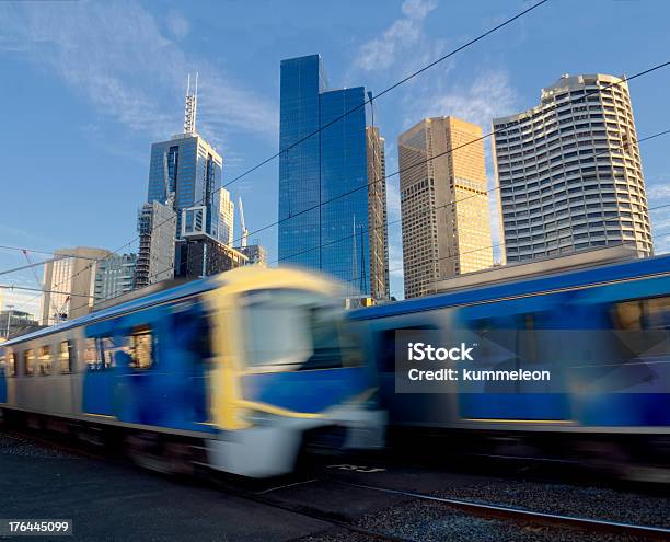 Züge Die Schnell Stockfoto und mehr Bilder von Melbourne - Melbourne, Eisenbahn, Verkehrswesen