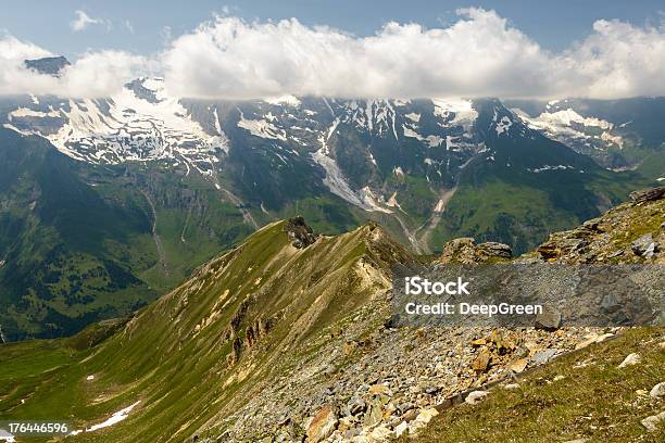 Berge Stockfoto und mehr Bilder von Alpen - Alpen, Berg, Berggipfel