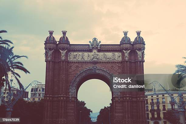 バルセロナ凱旋門 - カタルーニャ州のストックフォトや画像を多数ご用意 - カタルーニャ州, スペイン, スペイン バルセロナ