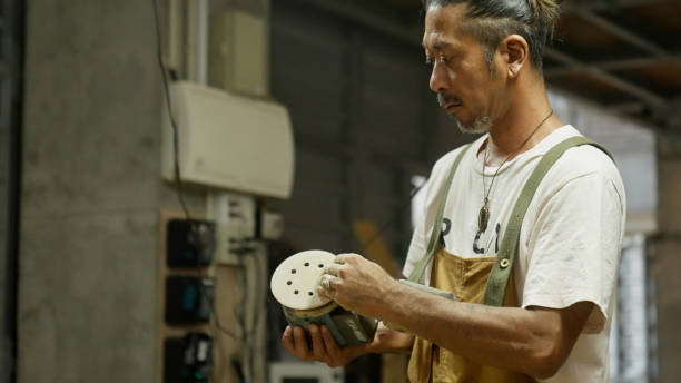 istock Japanese woodworkers working in the garage. 1764591847