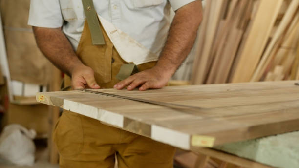 istock Japanese woodworkers working in the garage. 1764592959