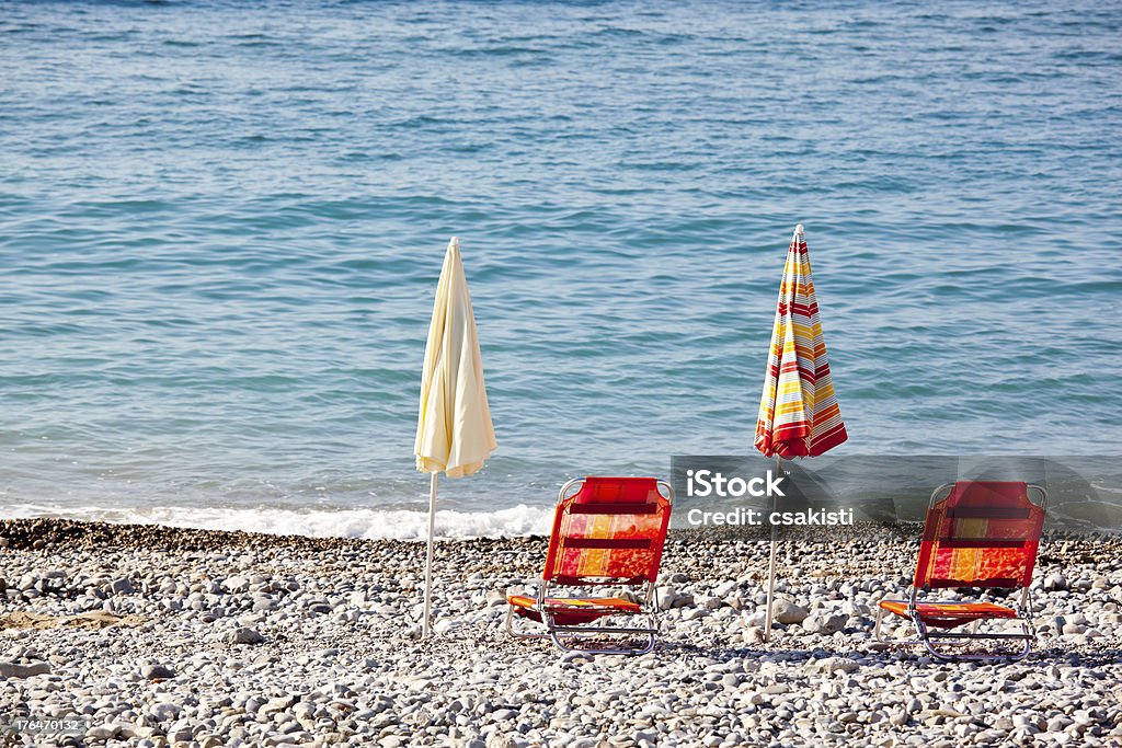 Guarda-sóis e cadeiras de Praia - Royalty-free Ao Ar Livre Foto de stock