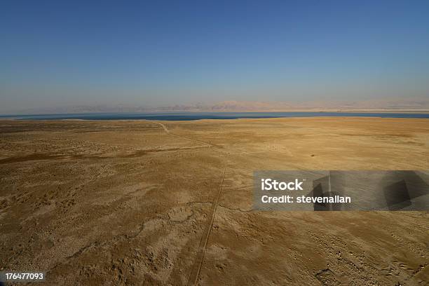 Vista Aérea Del Desierto Foto de stock y más banco de imágenes de Aire libre - Aire libre, Arriba de, Asia Occidental