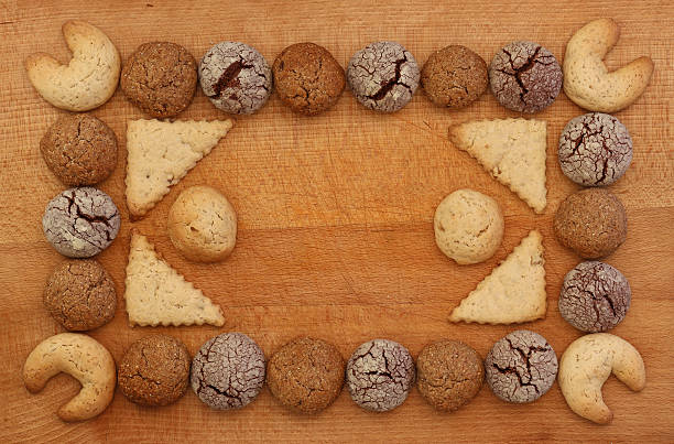 istock Chocolate, Ginger and Hazelnut Cookies Frame ornament 176499391