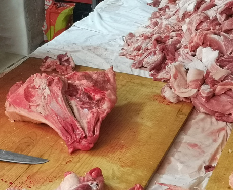 slaughter of pig meat