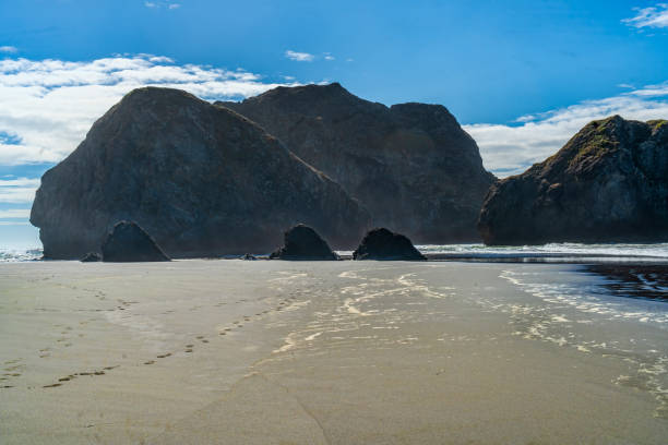 istock Oregon Creek Beach Landscape 7 1765045264