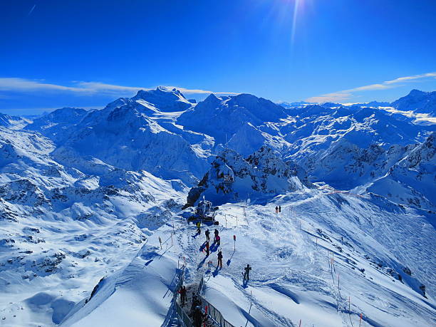 몽 포트, 베비에르, switzerland - european alps cold mountain range clear sky 뉴스 사진 이미지