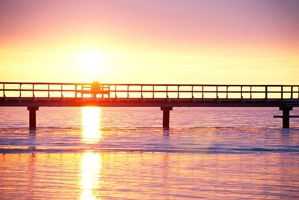 istock couple in the sunset 176527630