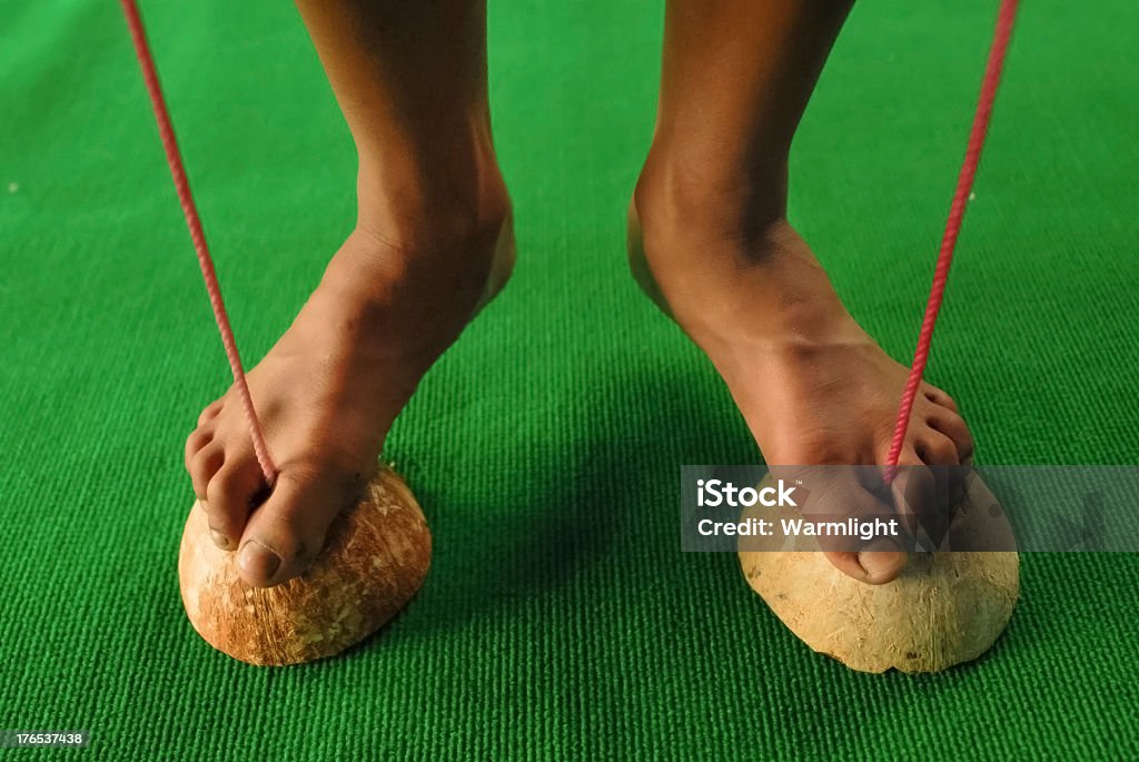 Chaussure à coque de noix de coco pour Thai boxe formation - Photo de Art libre de droits