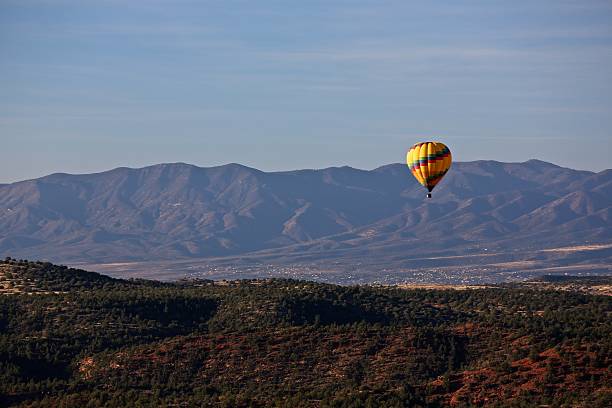 セドナアリゾナ州の熱気球 ストックフォト