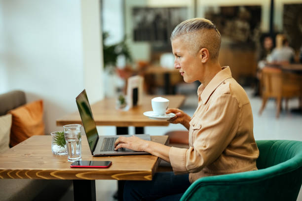 istock Being productive outside of the office 1765493828