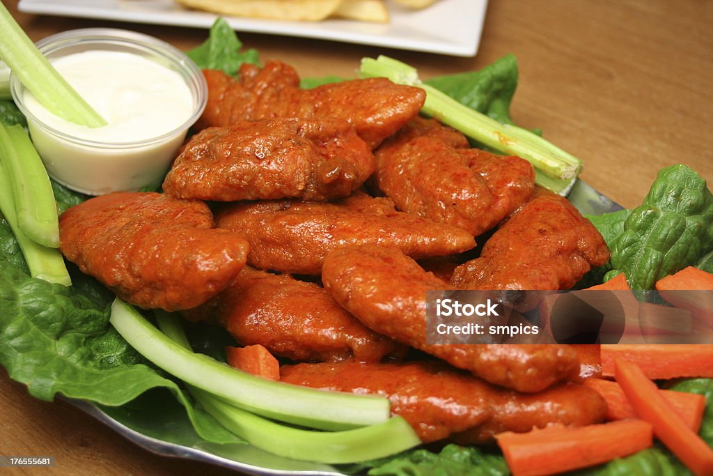 Buffalo Chicken los dedos - Foto de stock de Comida para llevar libre de derechos