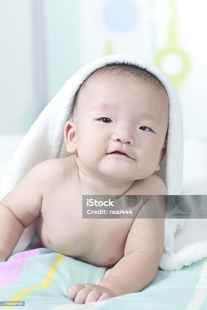 Милый азиатские baby - Стоковые фото 2-3 месяца роялти-фри