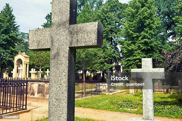 Friedhof Graves Stockfoto und mehr Bilder von Begräbnis - Begräbnis, Friedhof, Alt