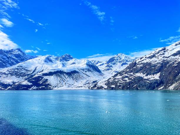 glacier bay - ice cold glacier blue imagens e fotografias de stock