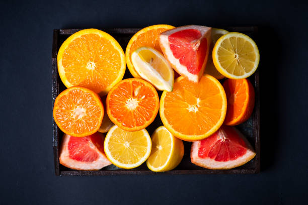Citrus fruit in a wooden plate