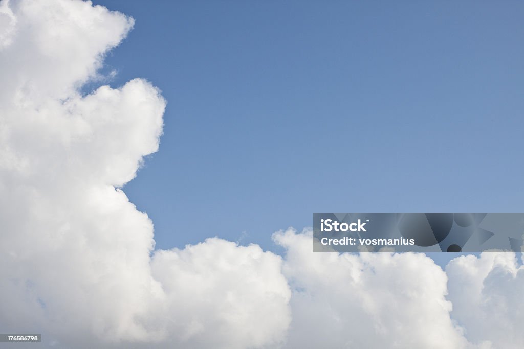 Espectacular cielo azul - Foto de stock de Abstracto libre de derechos