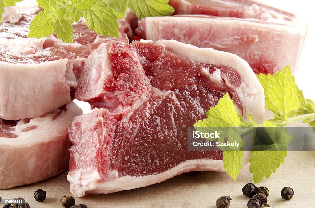 Chuletas de cordero con menta, y Pimienta - Foto de stock de Alimento libre de derechos