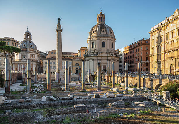 istock ruins of Rome 176603014