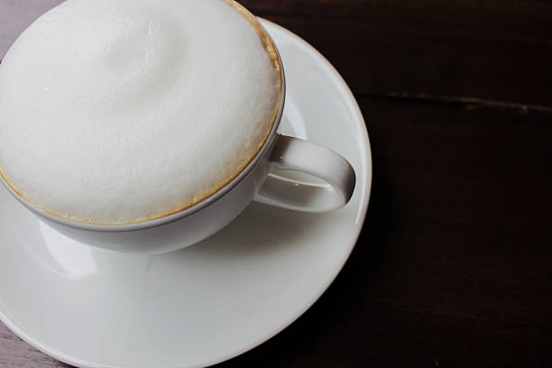 chávena de café - biscotti coffee cappuccino latté imagens e fotografias de stock