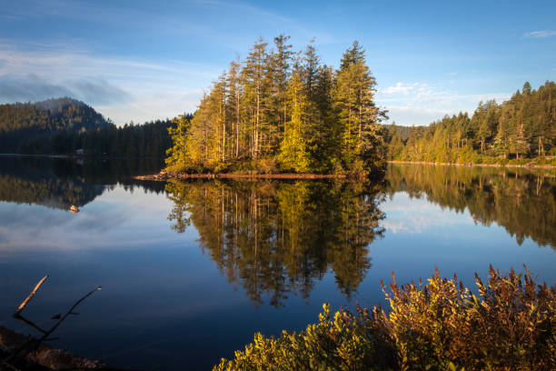 istock Beautiful British Columbia Lakeview 1766140648