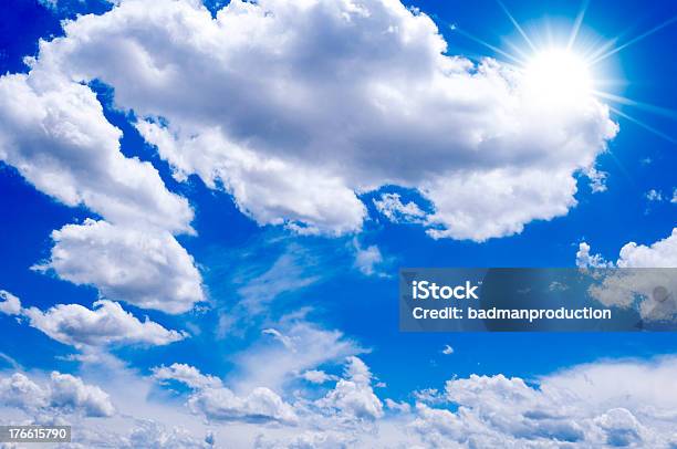 Fuerte De Sol Foto de stock y más banco de imágenes de Azul - Azul, Blanco - Color, Cielo