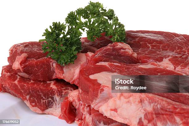 Muslo Bistecs Foto de stock y más banco de imágenes de Alimento - Alimento, Bistec, Blanco - Color