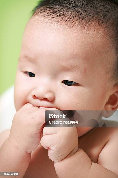 かわいいアジアの赤ちゃん - 1人のストックフォトや画像を多数ご用意 - 1人, 一般人, 中国人