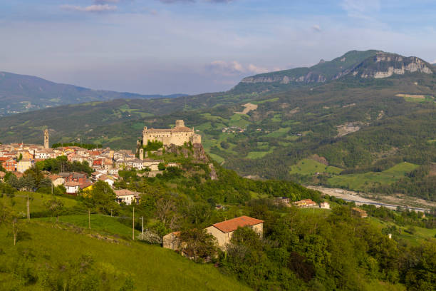 istock Bardi castle (Castello di Bardi) with town, province of Parma, Emilia Romagna 1766662513