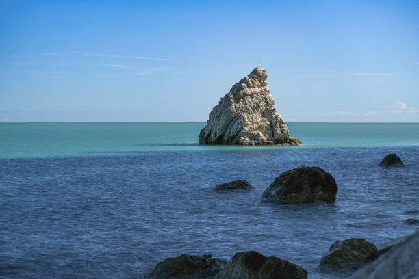 istock La vela - The Sail rock 1766784558
