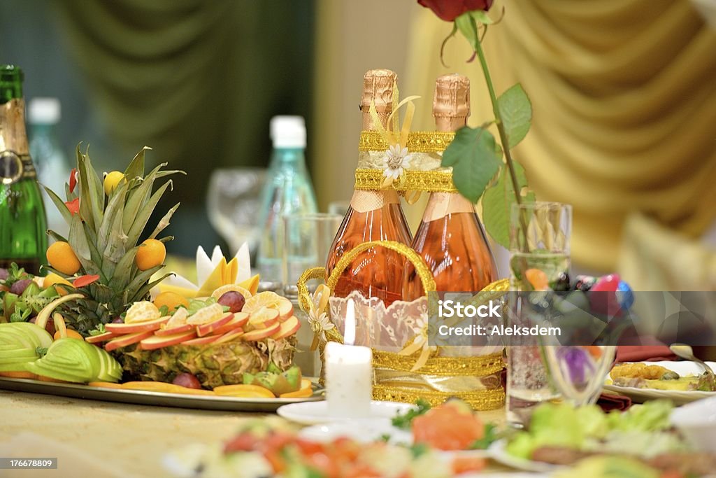 table de fête - Photo de Alcool libre de droits