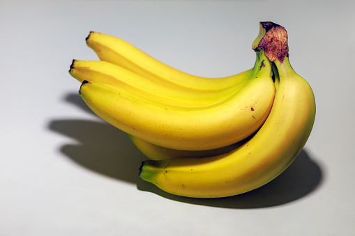 single ripe banana