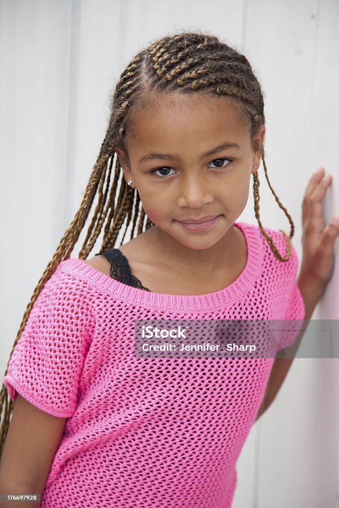 Bellissimo afro-americana di fuori di 6 anni - Foto stock royalty-free di 6-7 anni