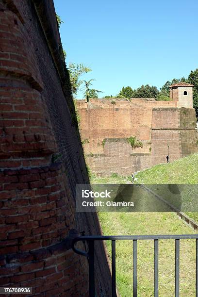 Firenze Fortezza Da Basso - Fotografie stock e altre immagini di Caserma - Caserma, Composizione verticale, Europa - Continente
