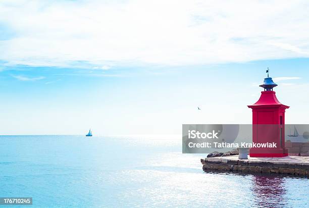Ruhige Meer Stockfoto und mehr Bilder von Adriatisches Meer - Adriatisches Meer, Anlegestelle, Außenaufnahme von Gebäuden