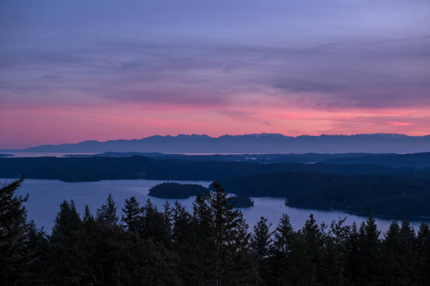 istock Sunset at the Turtleback Mountain Preserve, Orcas Island, Washington 1767236459